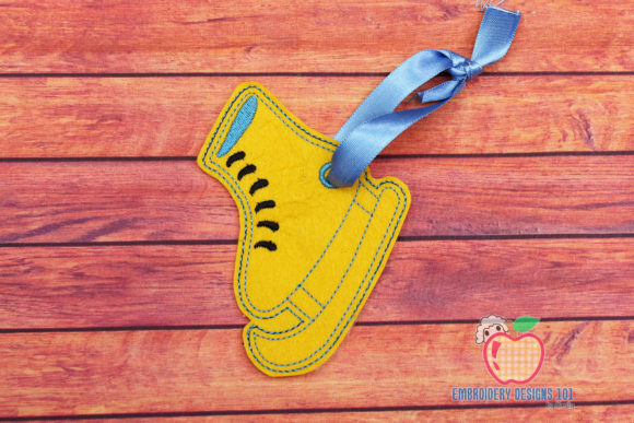 Review: Christmas Skate ITH Ornament for Holiday Sales