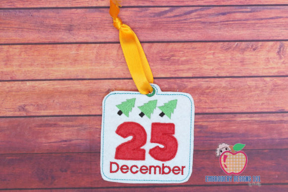 Review: December 25 Calendar Ornament for Holiday Sales